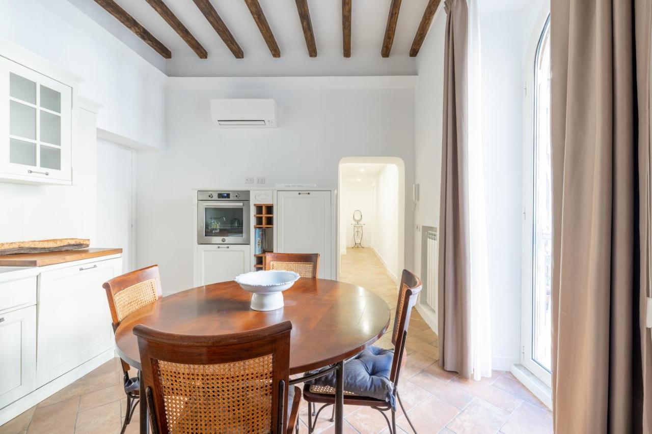 Apartment Pantheon House By Varental *